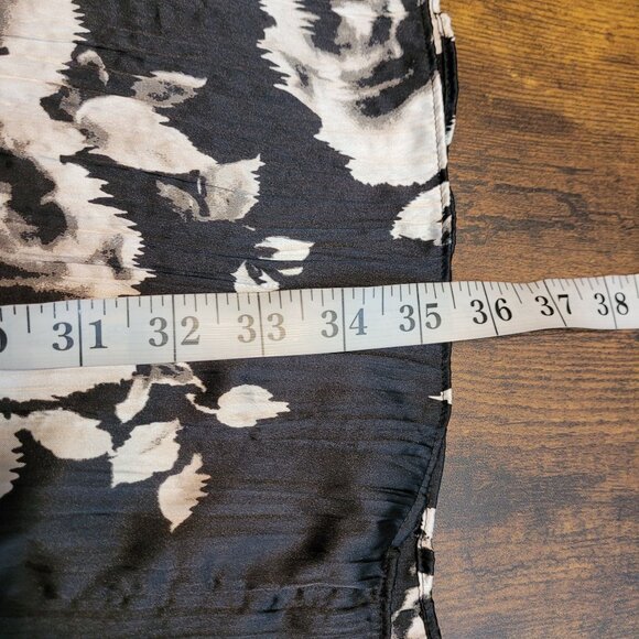 Simply Vera Wang Floral Satin Accordion Midi Skirt XXL Black White Dark Coquette - Picture 9 of 9